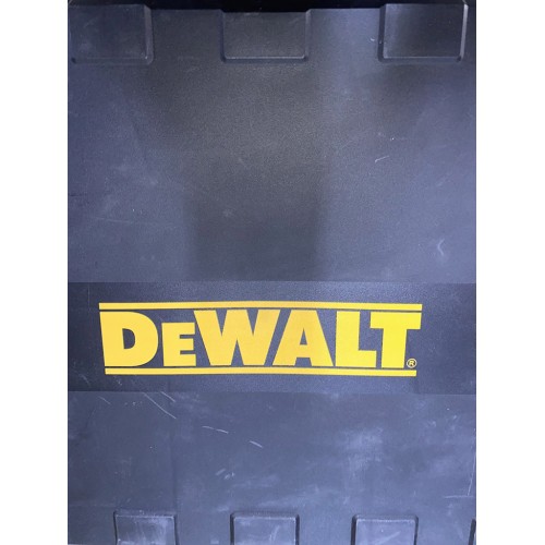 DeWALT DCN890P2-QW Akku Nagler Brushless XR (2x5,0Ah/18V) im Koffer
