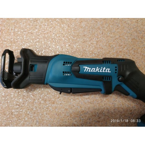 MAKITA Akku Säbelsäge Li-ion 18V, Solo DJR183Z benutzt