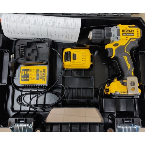 DeWALT Akku-Bohrschrauber 12V / 2x2,0Ah Li-Ion Akku DCD701D2