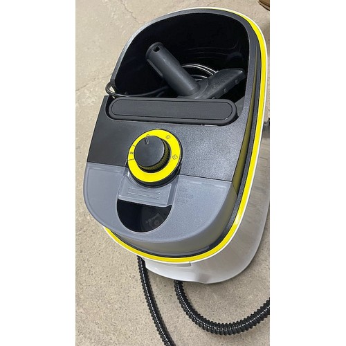 AUSVERKAUF KÄRCHER SC 4 Deluxe Dampfreiniger 2200W/4bar/1,3 l NACH SERVICE