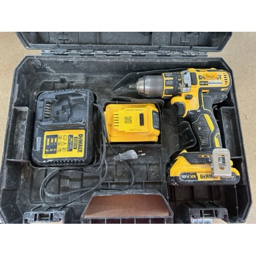 DeWALT DCD790D2-QW Akku- Brushless Drill Driver 13mm XR Li-ion (2x2,0Ah/18V) Tstak