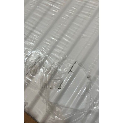 ABVERKAUF KERMI Therm X2 Profil-V 22 600/1000 FTV220601001L1K, BESCHÄDIGT