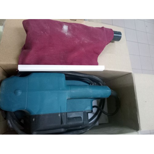 AUSVERKAUF Makita 9911 Bandschleifer 457x76mm 650W SERVICE, GEBRAUCHT
